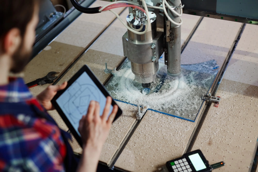 Фрезерный станок по дереву с ЧПУ: что это такое, принцип работы